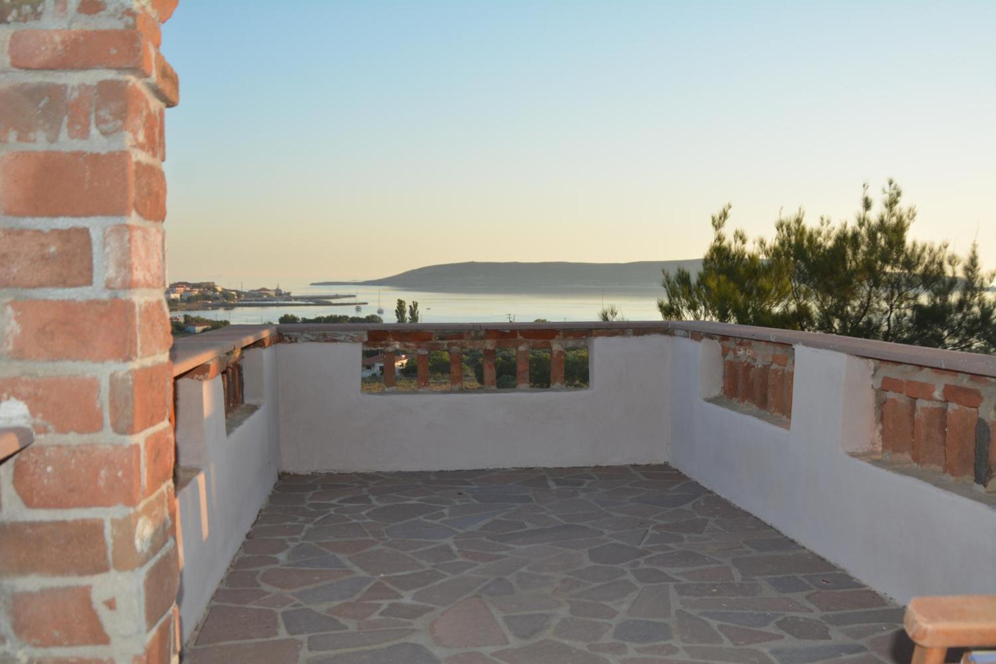 Lesvos Tower House Komninos Sígrion Exteriör bild