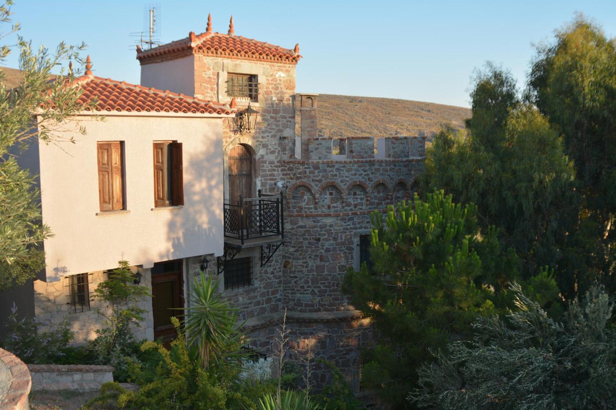 Lesvos Tower House Komninos Sígrion Exteriör bild