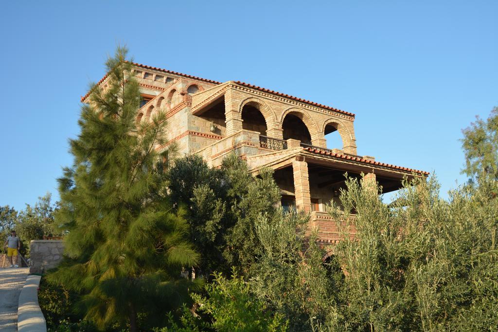 Lesvos Tower House Komninos Sígrion Exteriör bild