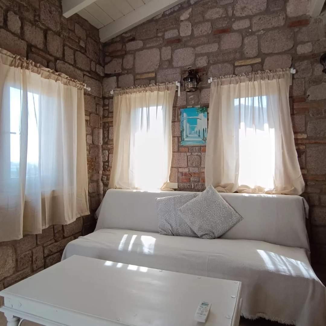 Lesvos Tower House Komninos Sígrion Exteriör bild