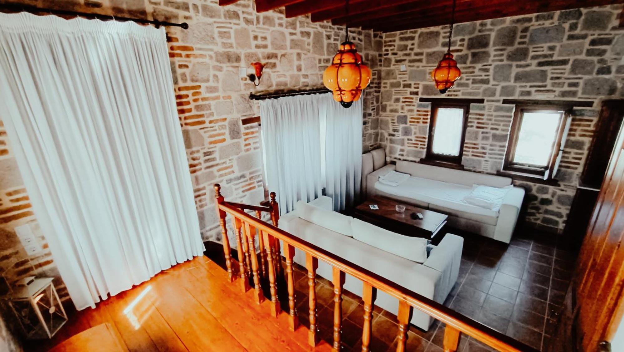 Lesvos Tower House Komninos Sígrion Exteriör bild