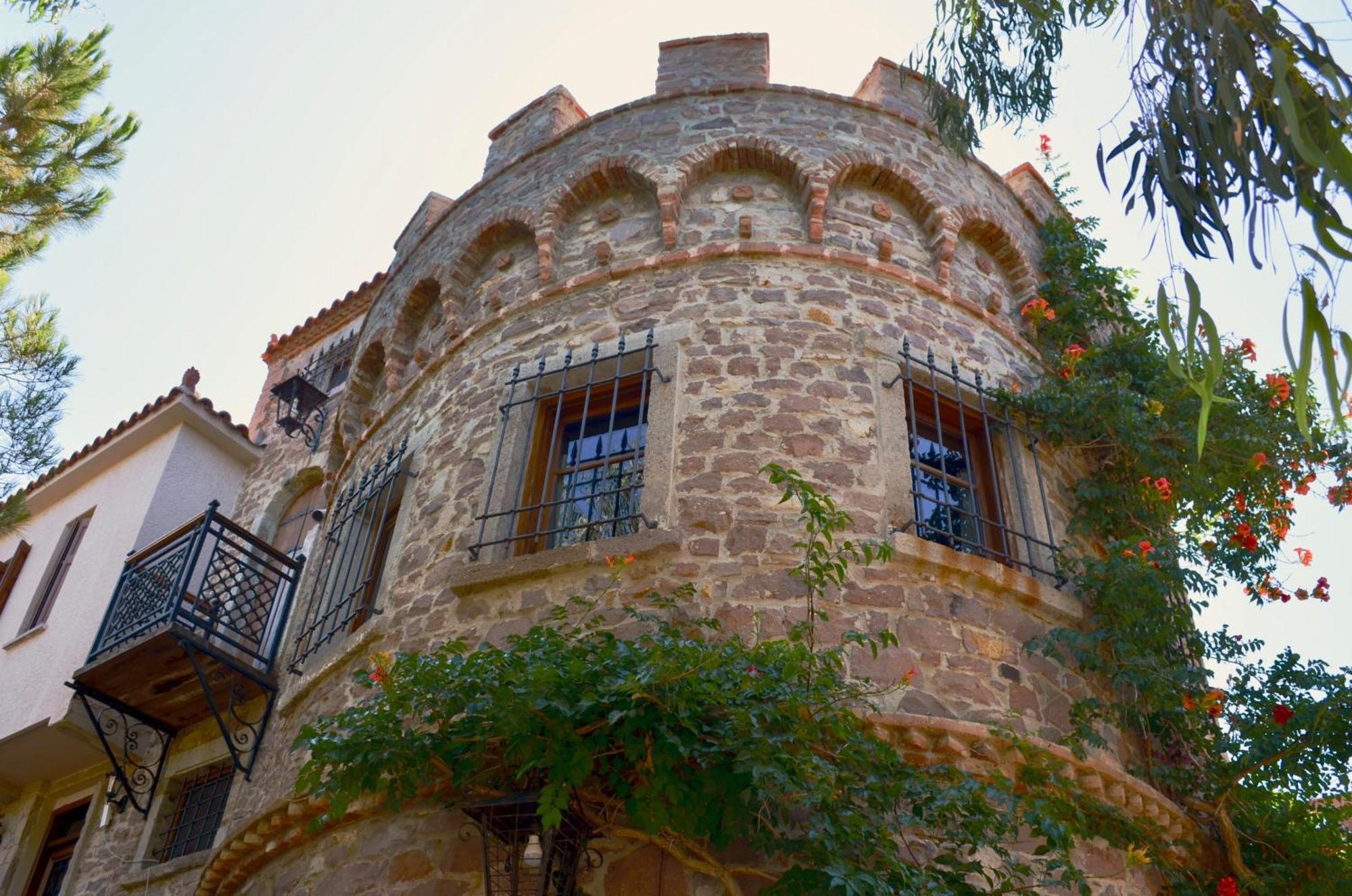 Lesvos Tower House Komninos Sígrion Exteriör bild
