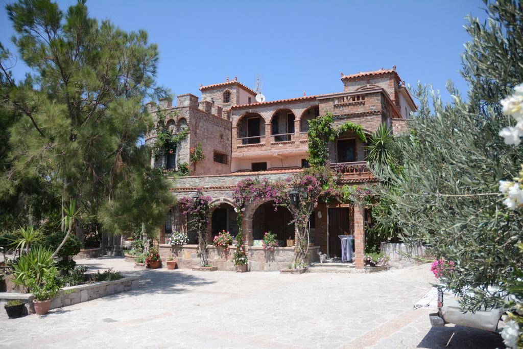 Lesvos Tower House Komninos Sígrion Exteriör bild