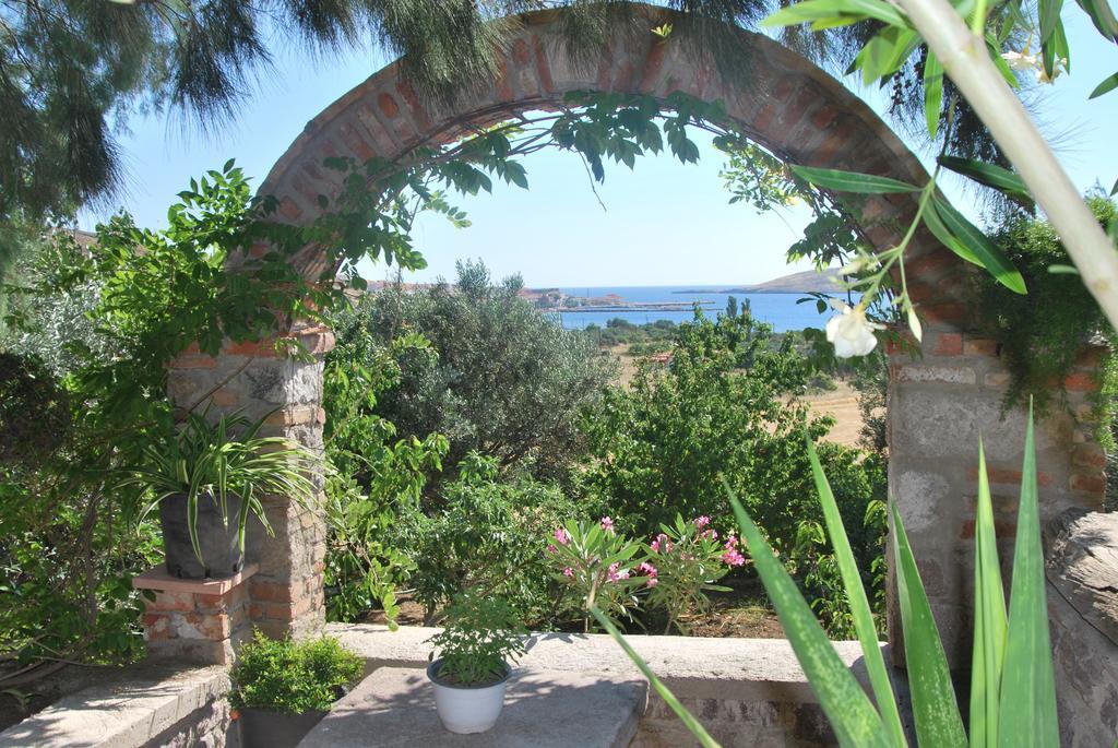 Lesvos Tower House Komninos Sígrion Exteriör bild