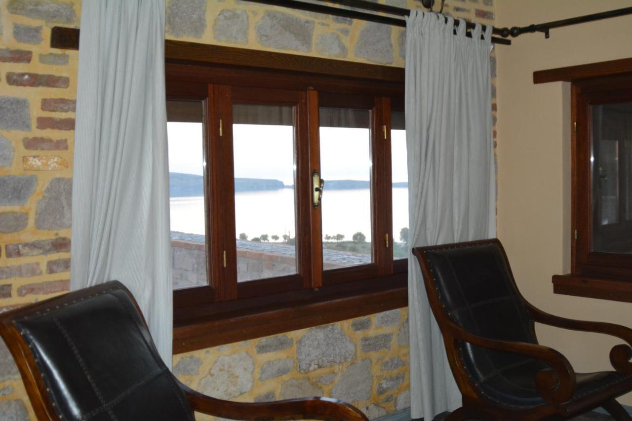 Lesvos Tower House Komninos Sígrion Exteriör bild